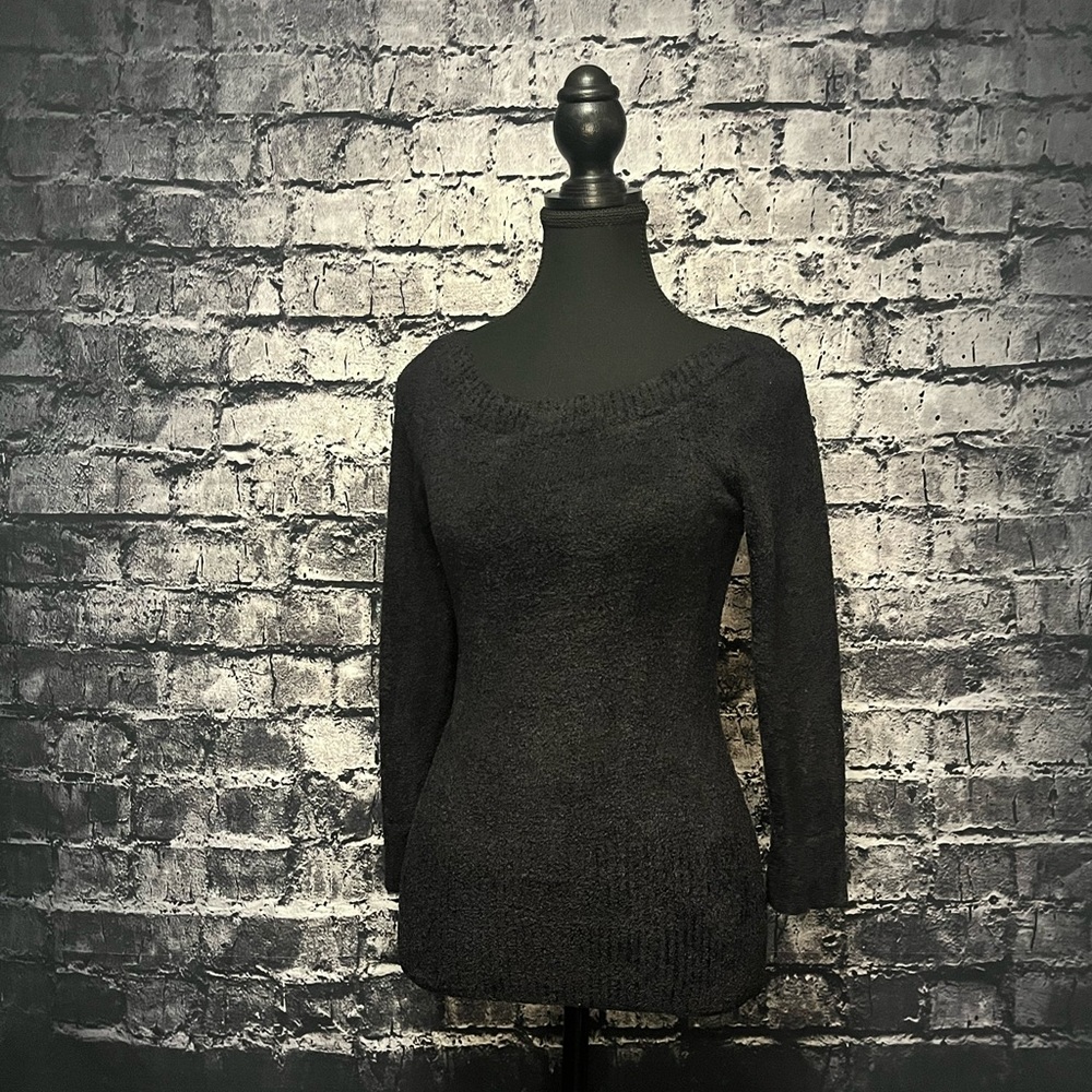 Suzy Shier Sweater - Picture 1 of 6